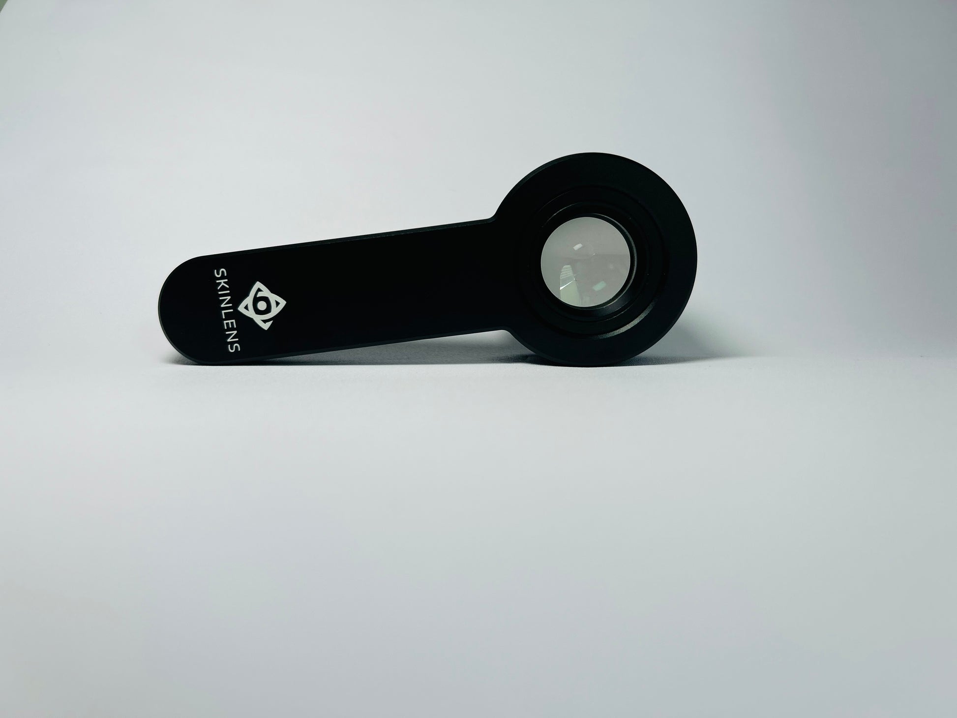 SkinLens dermatoscope — top-down view